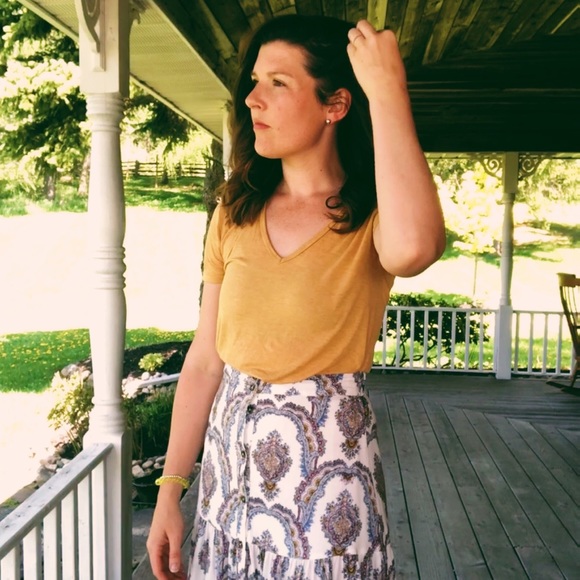 Meet your Posher, Allison - Picture 1 of 1